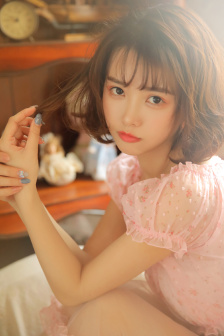 可疑地美容院在线观看