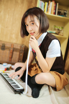 艳情小区少妇教师小说